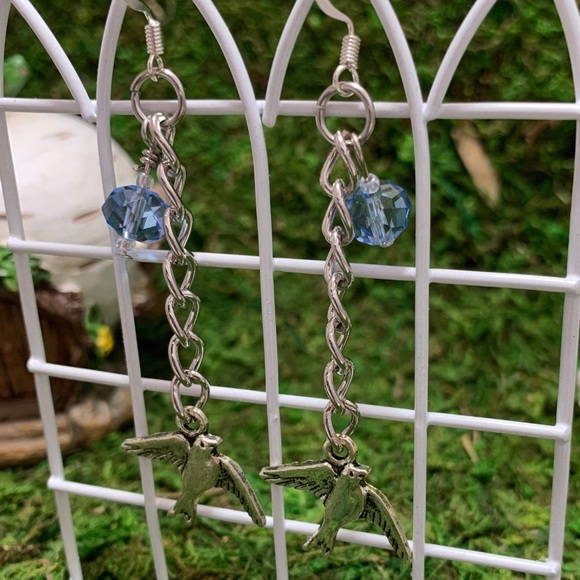 Soaring Sparrows Dangle Earrings - Picture 1 of 4